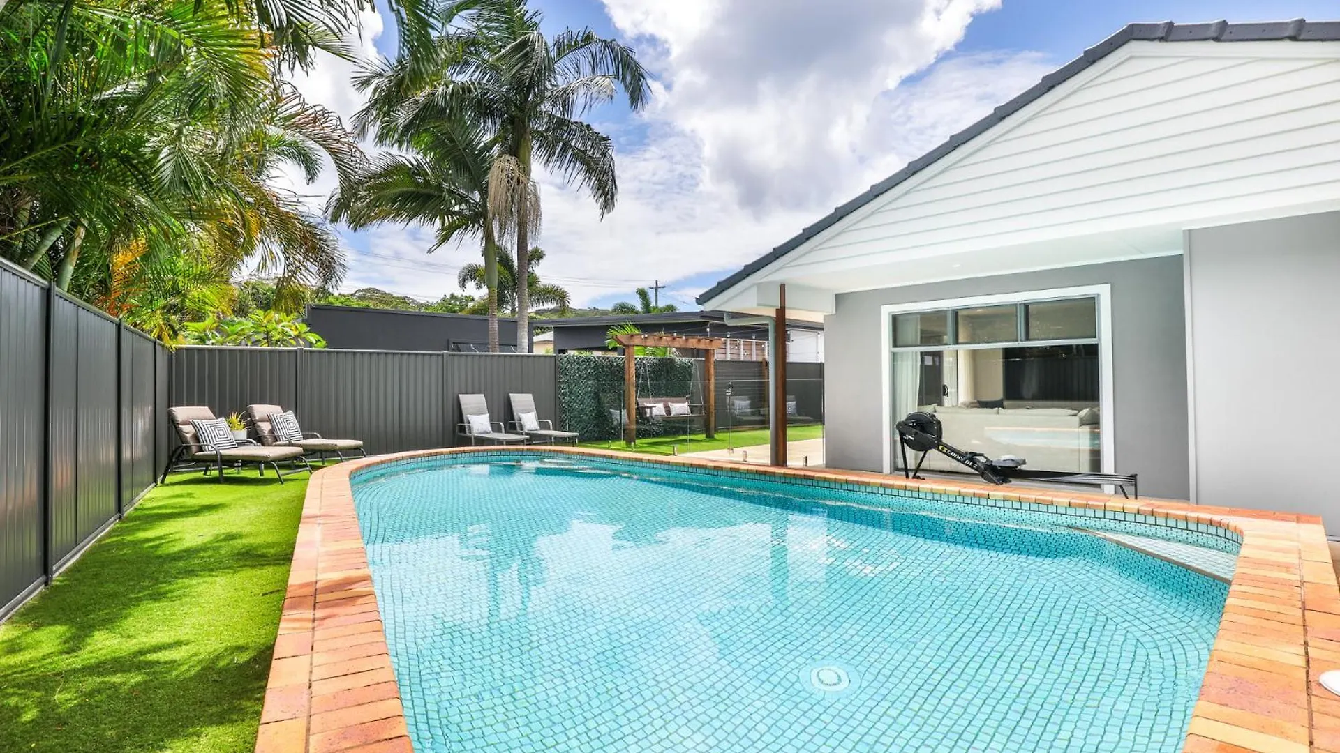 Bliss And Harmony Villa Gold Coast Tatil Evi